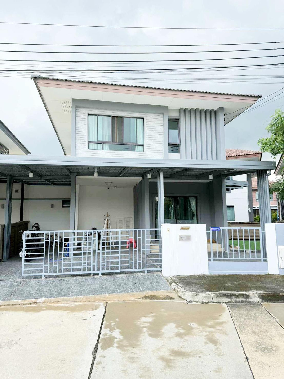 ขายบ้านพระราม 2 บางขุนเทียน : ขาย บ้านแฝด Habitía Shine ท่าข้าม–พระราม 2 50 ตรว. หลังมุม หน้าบ้านไม่ชนหลังอื่น