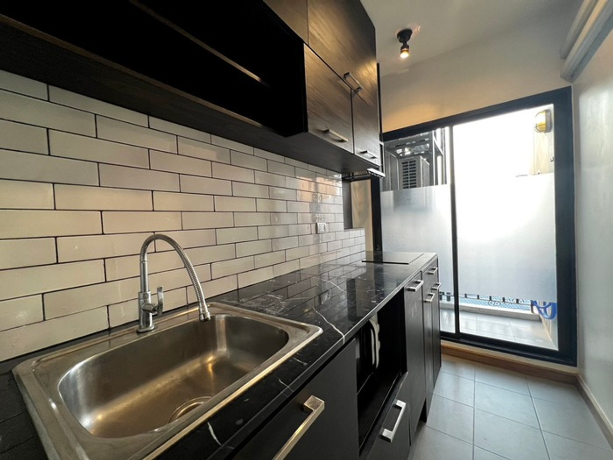 ให้เช่าคอนโดบางซื่อ วงศ์สว่าง เตาปูน : 💖ปล่อยเช่า Condo The Tree Interchange ติดห้างเกตเวย์บางซื่อ /1 ห้องนอน ราคาเพียง 12,000 บาท/สอบถามได้นะคะ 🟢 Line : atfirm2010💖