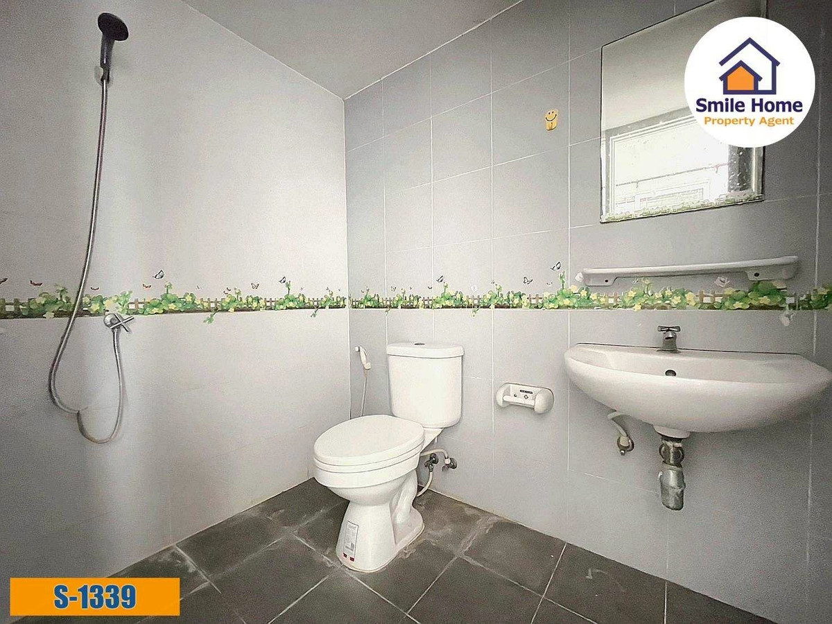 ขายทาวน์โฮมลาดกระบัง สุวรรณภูมิ : ขายทาวน์เฮาส์ พฤกษา86/1 ลาดกระบัง-สุวรรณภูมิ หลังริมต้นโครงการ