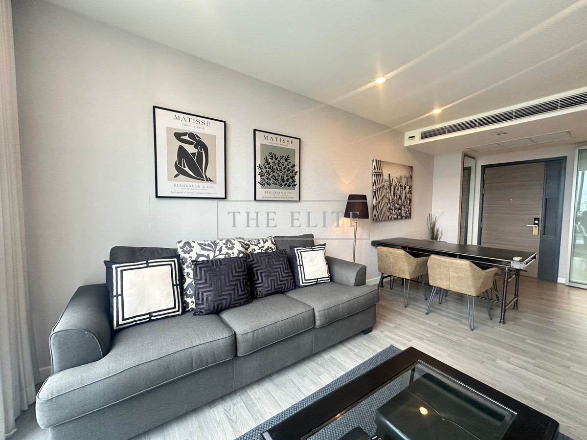 ให้เช่าคอนโดสาทร นราธิวาส : ✨ โอเอซิสใจกลางเมือง The Room สาทร-ถนนปั้น คอนโดหรู บรรยากาศเงียบสงบ เป็นส่วนตัว 🌿