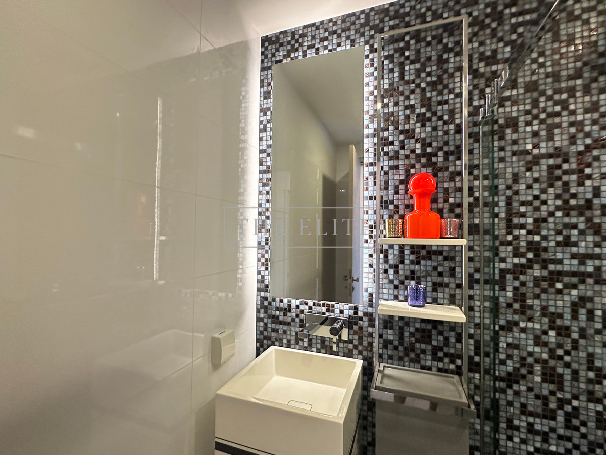 ให้เช่าคอนโดสาทร นราธิวาส : ✨ โอเอซิสใจกลางเมือง The Room สาทร-ถนนปั้น คอนโดหรู บรรยากาศเงียบสงบ เป็นส่วนตัว 🌿