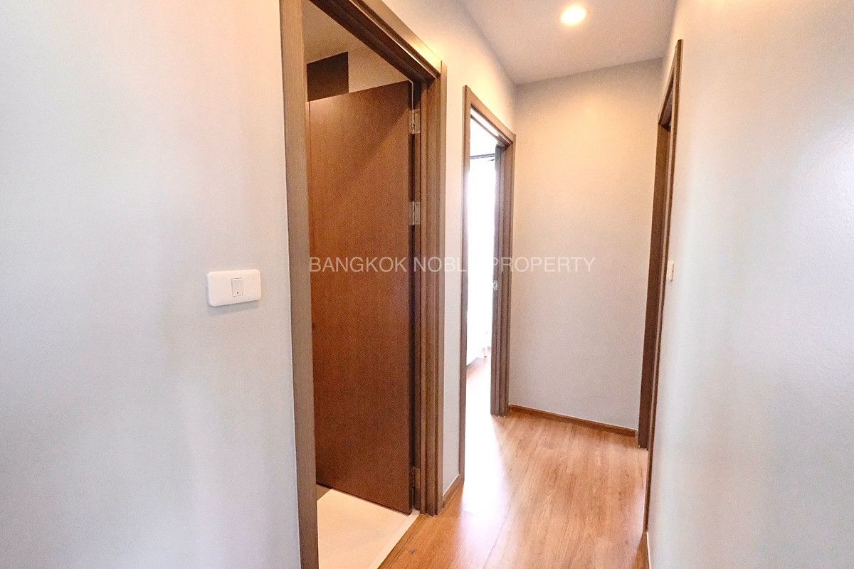 CondoOnnut, Udomsuk : For sale/rent The Base Sukhumvit 77 Condo (Condo The Base Sukhumvit 77) 2 bedrooms (Corner Unit) 14th floor, Building B, size 57.32 sq m.