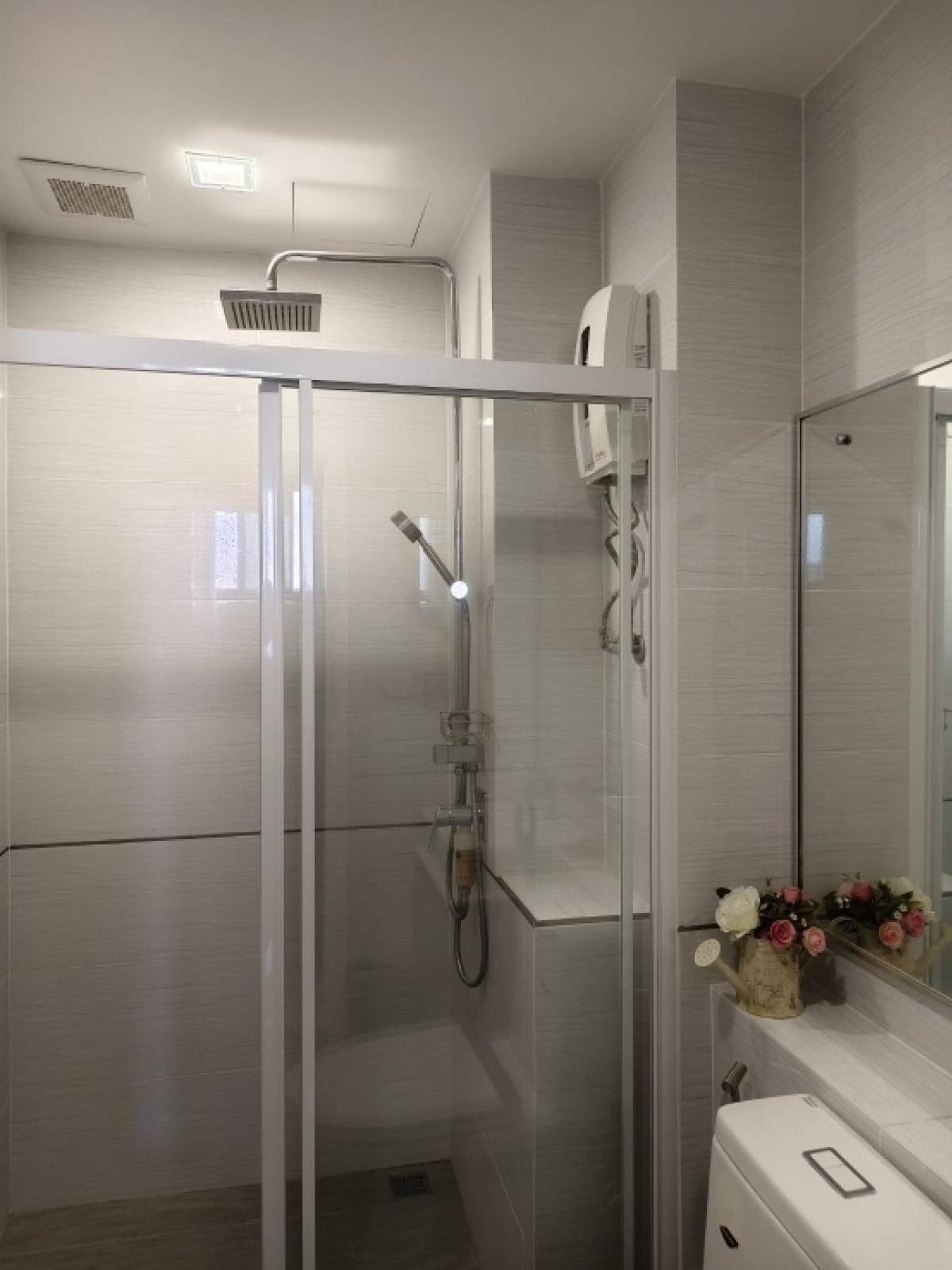 For RentCondoSamut Prakan,Samrong : For rent 📍 The Metropolis Samrong Interchange 📍 Fully furnished and equipped, near BTS Samrong