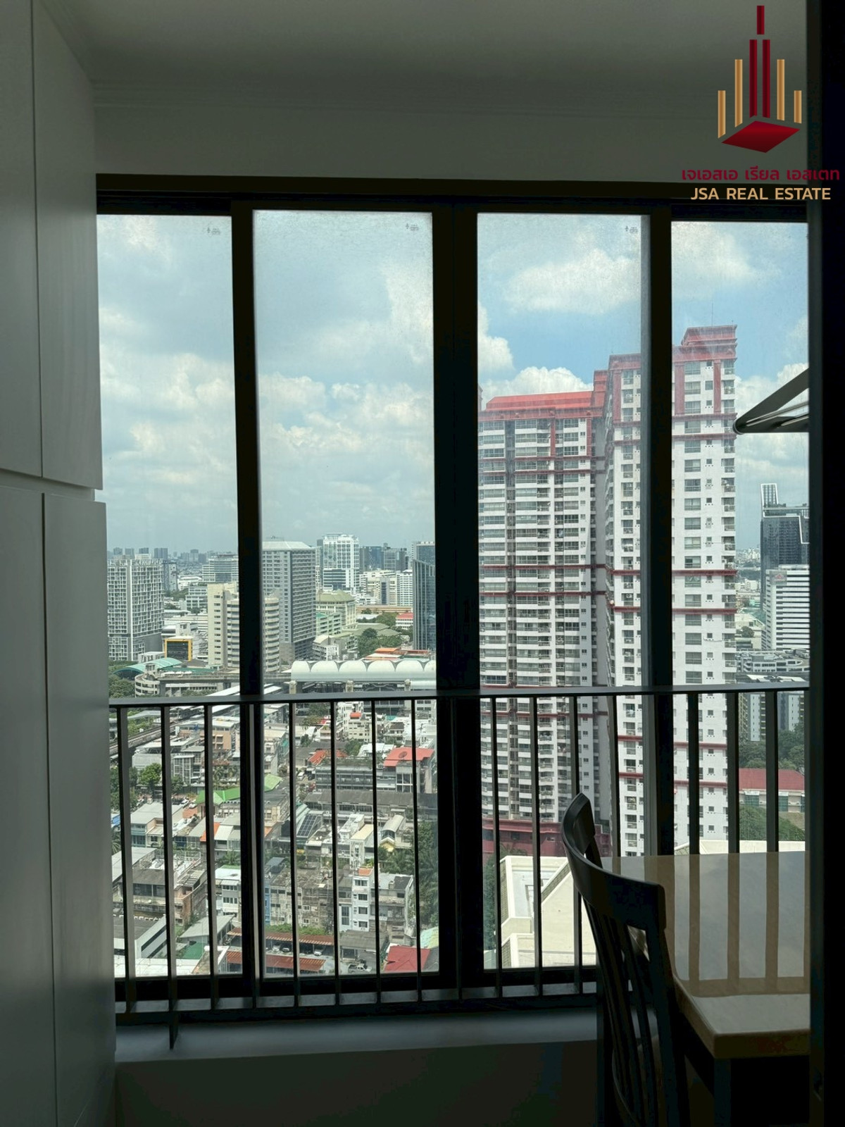 For SaleCondoRatchathewi,Phayathai : ✨ For Sale: Ideo Q Ratchathewi Condo ✨ 💰 Only 4,590,000 THB