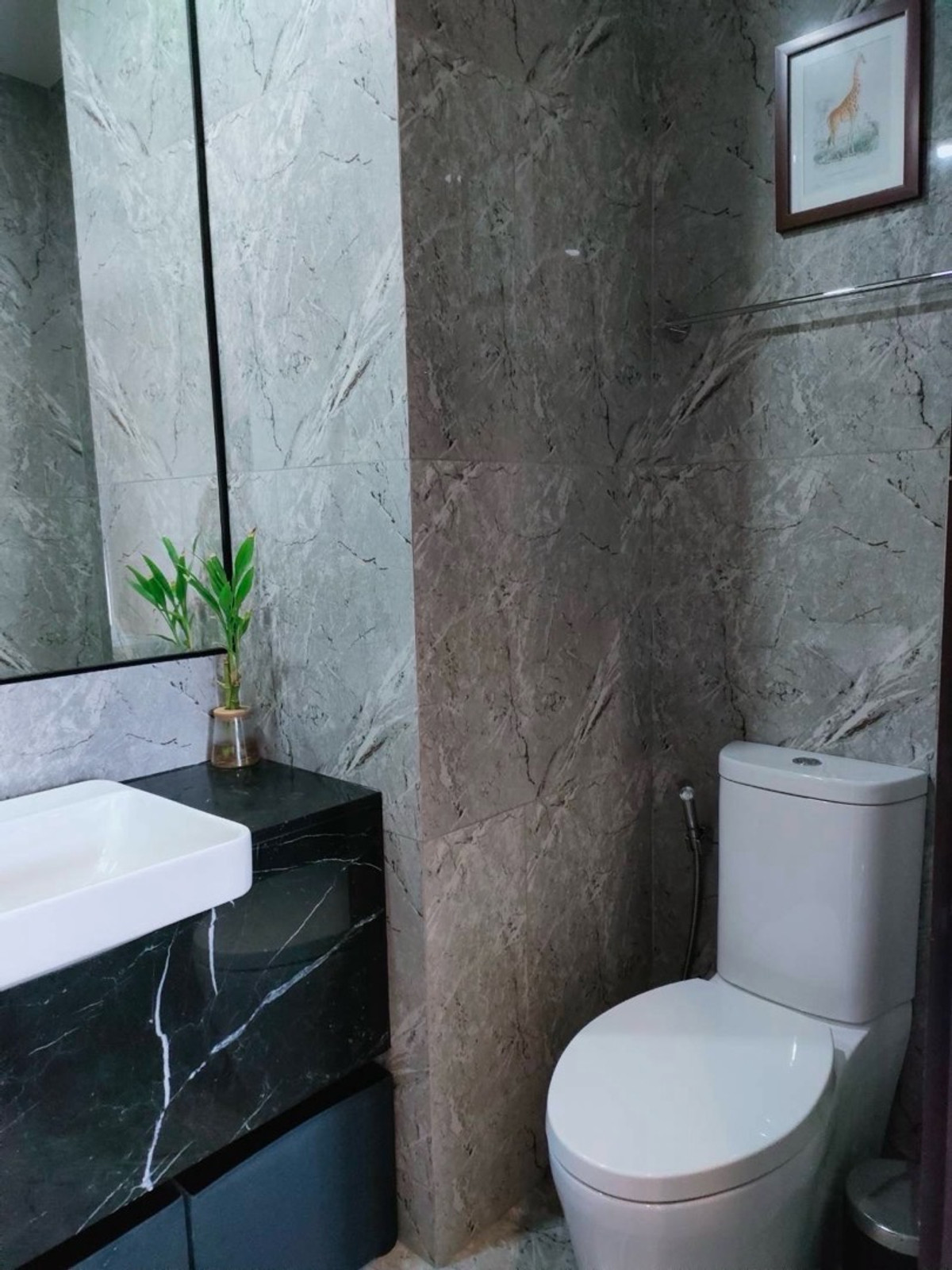 ให้เช่าคอนโดสุขุมวิท อโศก ทองหล่อ : 𝐀𝐒𝐇𝐓𝐎𝐍 𝐀𝐒𝐎𝐊𝐄 ห้องใหม่ 𝟐𝟖,𝟎𝟎𝟎/𝐌𝐨𝐧𝐭𝐡 𝐍𝐞𝐰 𝐑𝐨𝐨𝐦 ชั้นสูง วิวเมือง ไม่บลอควิว 𝐎 เมตร 𝐁𝐓𝐒 𝐒𝐮𝐤𝐡𝐮𝐦𝐯𝐢𝐭 / 𝐌𝐑𝐓 𝐀𝐒𝐎𝐊𝐄 