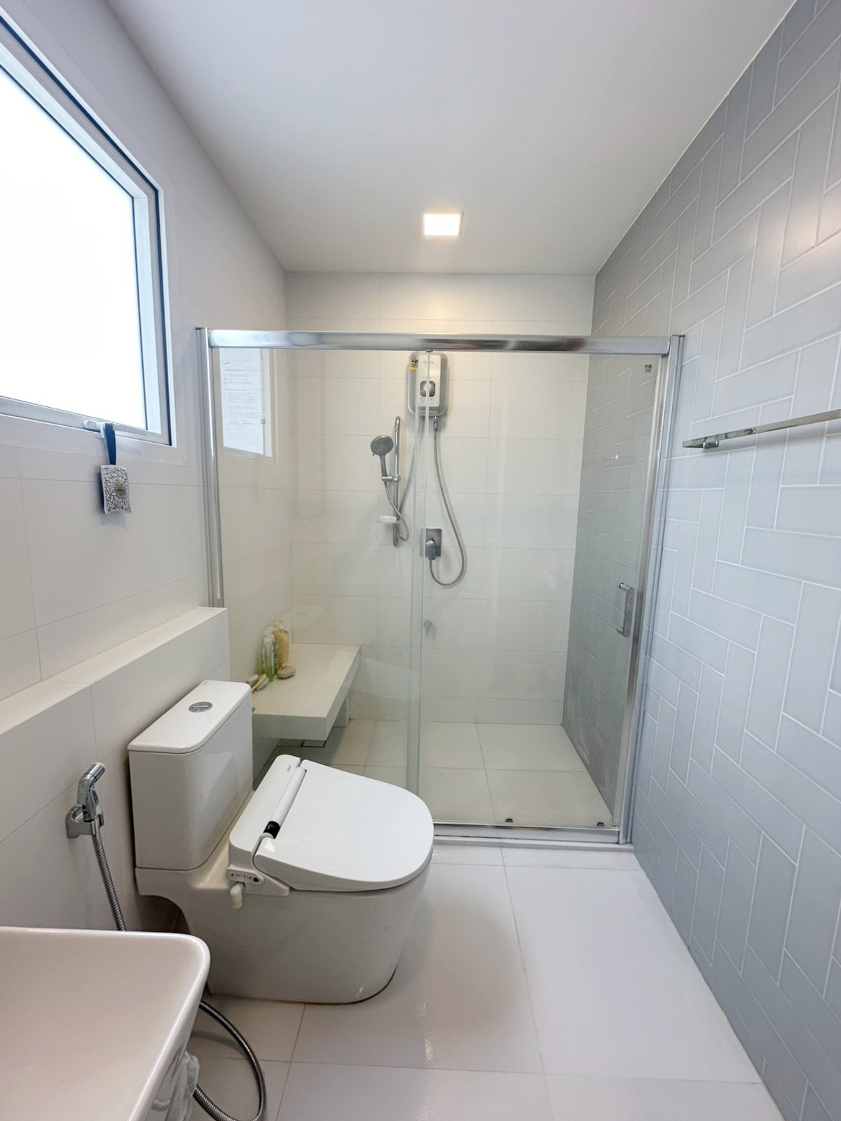 ขายบ้านพระราม 5 ราชพฤกษ์ บางกรวย : ขายบ้านแฝด Anya ราชพฤกษ์–นครอินทร์ ขนาด 40.3 ตรว. หลังมุม สภาพใหม่ เฟอร์นิเจอร์และเครื่องใช้ไฟฟ้าครบ