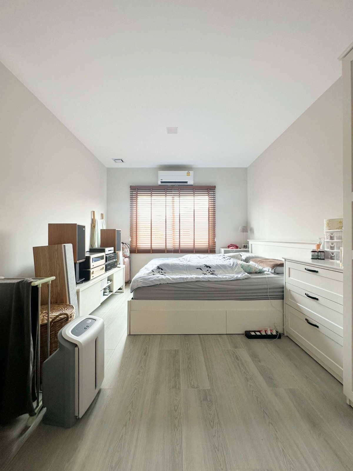 ขายบ้านพระราม 5 ราชพฤกษ์ บางกรวย : ขายบ้านแฝด Anya ราชพฤกษ์–นครอินทร์ ขนาด 40.3 ตรว. หลังมุม สภาพใหม่ เฟอร์นิเจอร์และเครื่องใช้ไฟฟ้าครบ