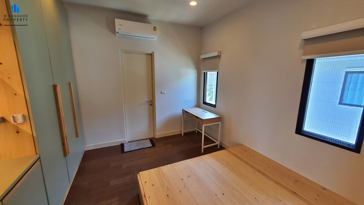 ขายบ้านบางนา แบริ่ง ลาซาล : **Hot Deal** ขายบ้านเดี่ยว บุราสิริ บางนา ก.ม. 26 แปลงริมน้ำ แบบบ้านใหญ่สุด 5 ห้องนอน 5 ห้องน้ำ 3 ที่จอดรถ 337 ตรม. บนที่ดิน 96.7 ตรว.