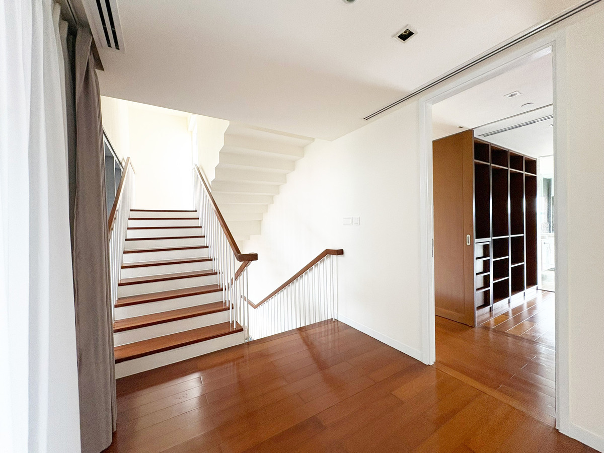 ขายคอนโดพระราม 3 สาธุประดิษฐ์ : ✨บ้านพักตากอากาศริมแม่น้ำเจ้าพระยา The Pano Rama 3 — Luxury River Villa✨