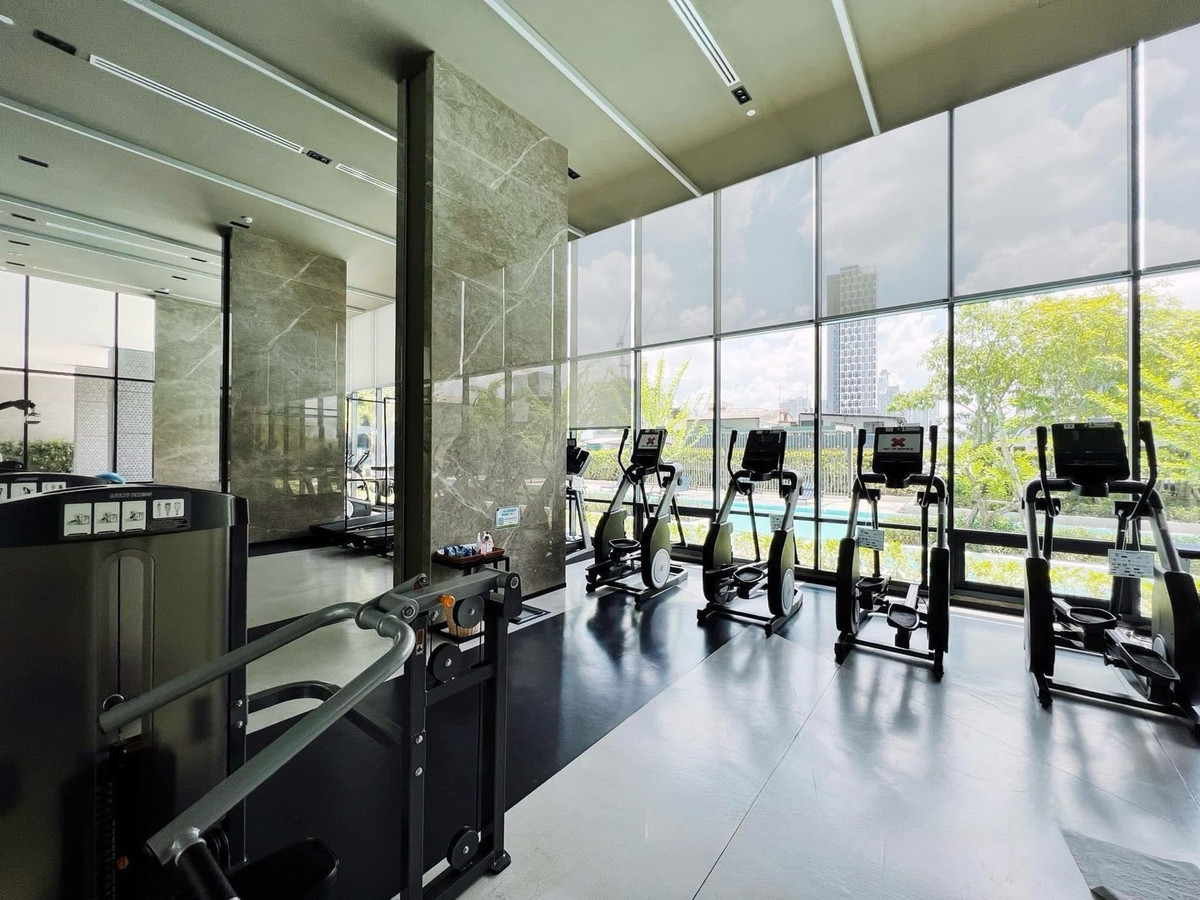 For RentCondoOnnut, Udomsuk : 🔥 For [Rent] 🔥  [ Ideo S93 ] - [ 1 Bedroom ] / Fully furnished++, a very private and luxurious condo surrounded by markets, restaurants and street food, unblockable view. BTS Bangchak is at the front of the condo ONLY 19k!! 👍