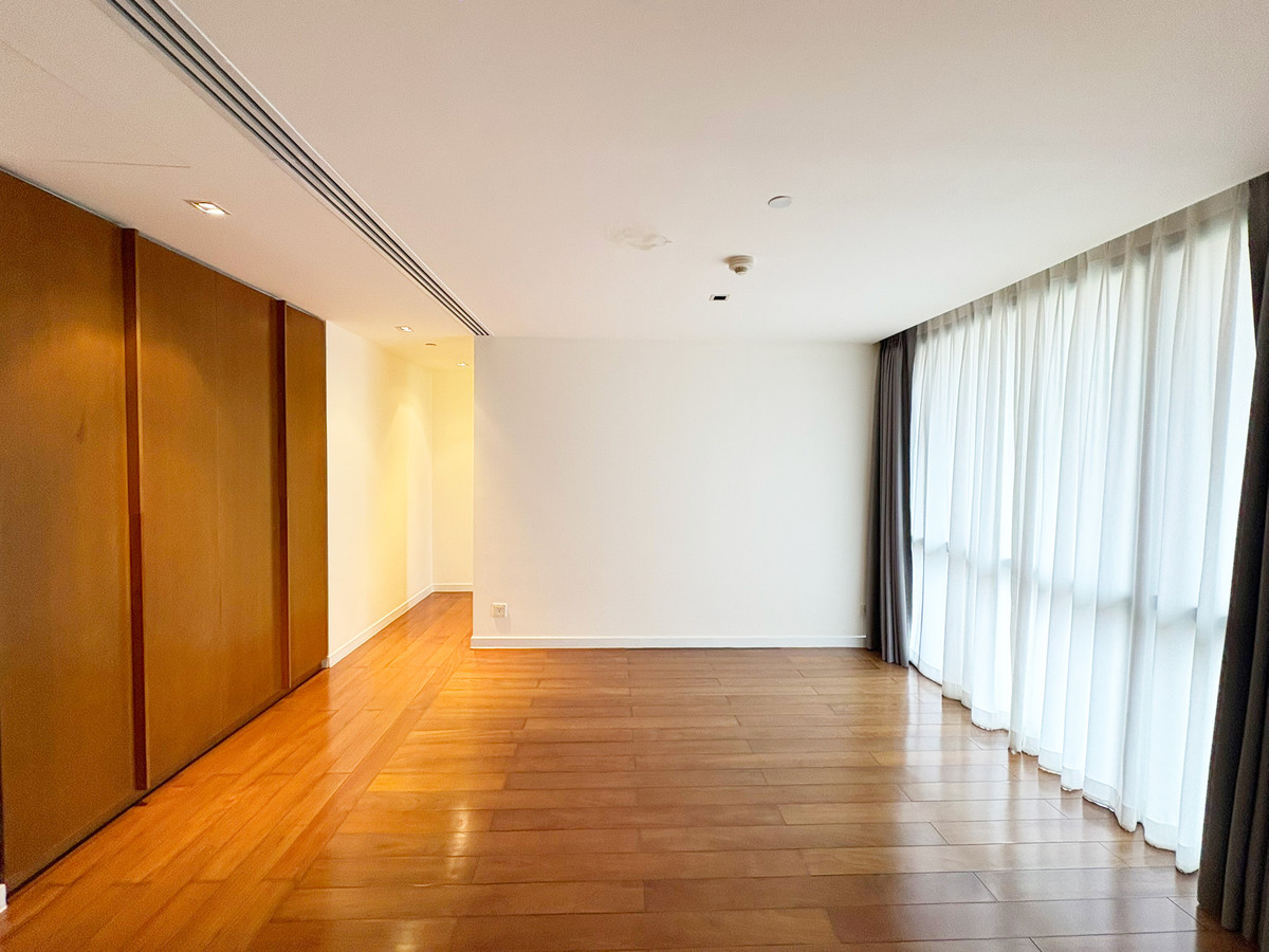 ขายคอนโดพระราม 3 สาธุประดิษฐ์ : ✨บ้านพักตากอากาศริมแม่น้ำเจ้าพระยา The Pano Rama 3 — Luxury River Villa✨