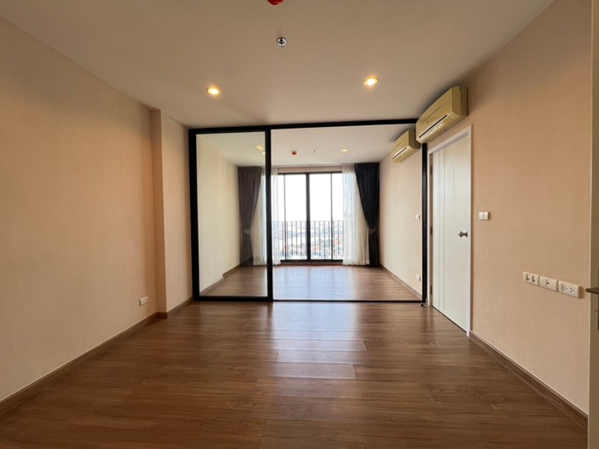 For RentCondoBang Sue, Wong Sawang, Tao Pun : 💖💖 [Rent] Condo The Tree Interchange, next to Gateway Bang Sue Mall, near MRT Tao Poon and MRT Bang Pho / 2 bedrooms, price 22,000 baht / if interested, please inquire. Line ID = atfirm2010 💖💖
