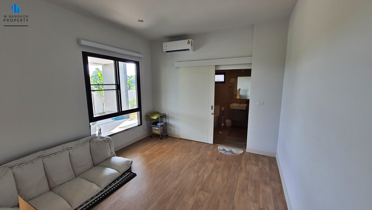 ขายบ้านบางนา แบริ่ง ลาซาล : **Hot Deal** ขายบ้านเดี่ยว บุราสิริ บางนา ก.ม. 26 แปลงริมน้ำ แบบบ้านใหญ่สุด 5 ห้องนอน 5 ห้องน้ำ 3 ที่จอดรถ 337 ตรม. บนที่ดิน 96.7 ตรว.