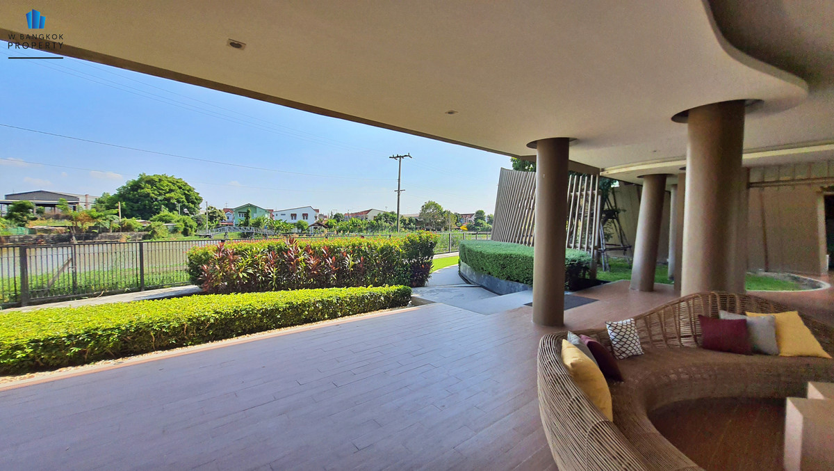 ขายบ้านบางนา แบริ่ง ลาซาล : **Hot Deal** ขายบ้านเดี่ยว บุราสิริ บางนา ก.ม. 26 แปลงริมน้ำ แบบบ้านใหญ่สุด 5 ห้องนอน 5 ห้องน้ำ 3 ที่จอดรถ 337 ตรม. บนที่ดิน 96.7 ตรว.