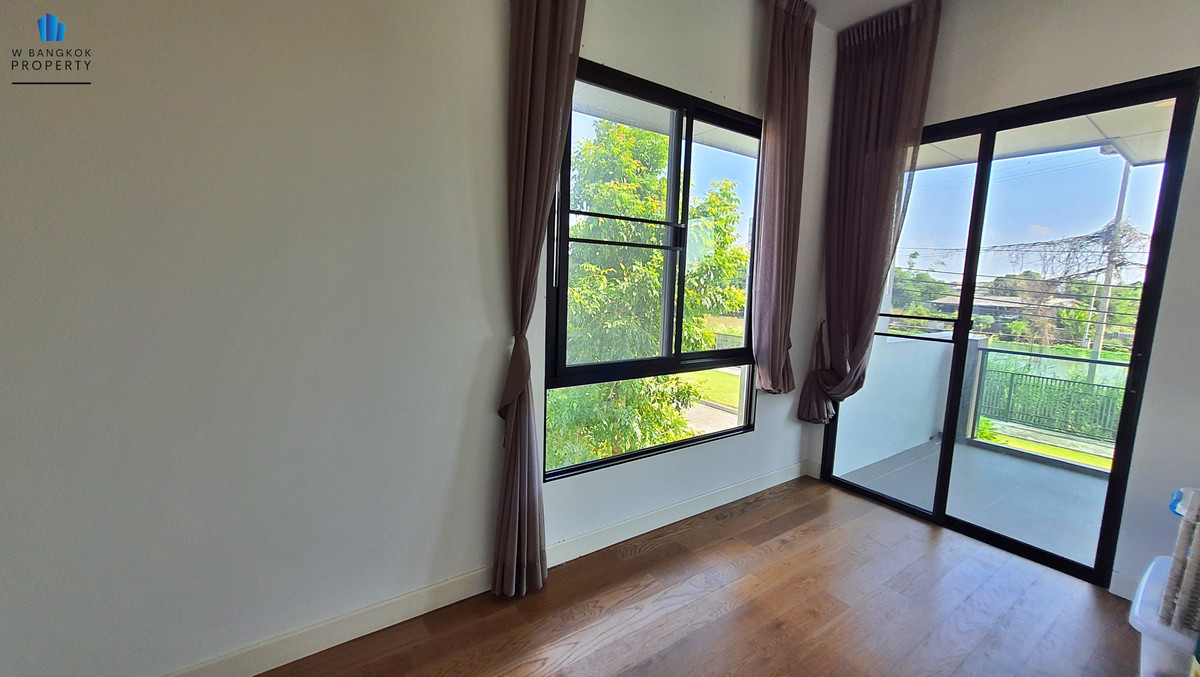 ขายบ้านบางนา แบริ่ง ลาซาล : **Hot Deal** ขายบ้านเดี่ยว บุราสิริ บางนา ก.ม. 26 แปลงริมน้ำ แบบบ้านใหญ่สุด 5 ห้องนอน 5 ห้องน้ำ 3 ที่จอดรถ 337 ตรม. บนที่ดิน 96.7 ตรว.