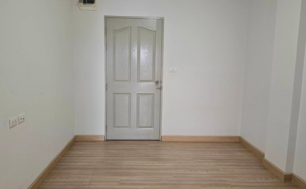 For SaleCondoChaengwatana, Muangthong : Room for sale 34 sq m, cheap price only 1 million, Condo The Kith Chaengwattana (The Kith Chaengwattana)