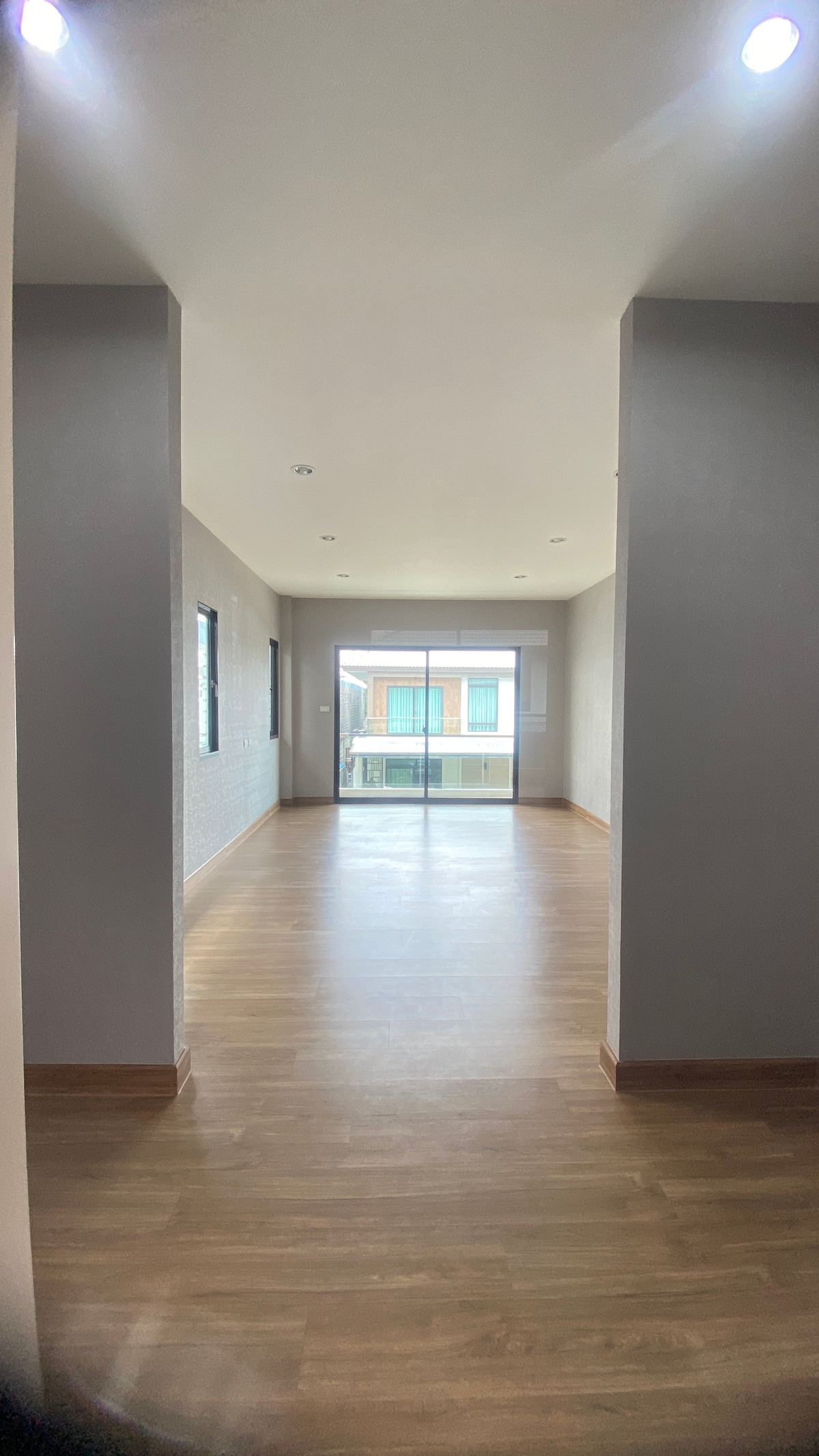 ขายบ้านเสรีไทย-นิด้า : บ้านเดี่ยวหน้าสวน 4นอน/4น้ำ ไม่เคยเข้าอยู่  ถ. สุขาภิบาล2 ขายเพียง9.8ล้านบาท 🔥🔥