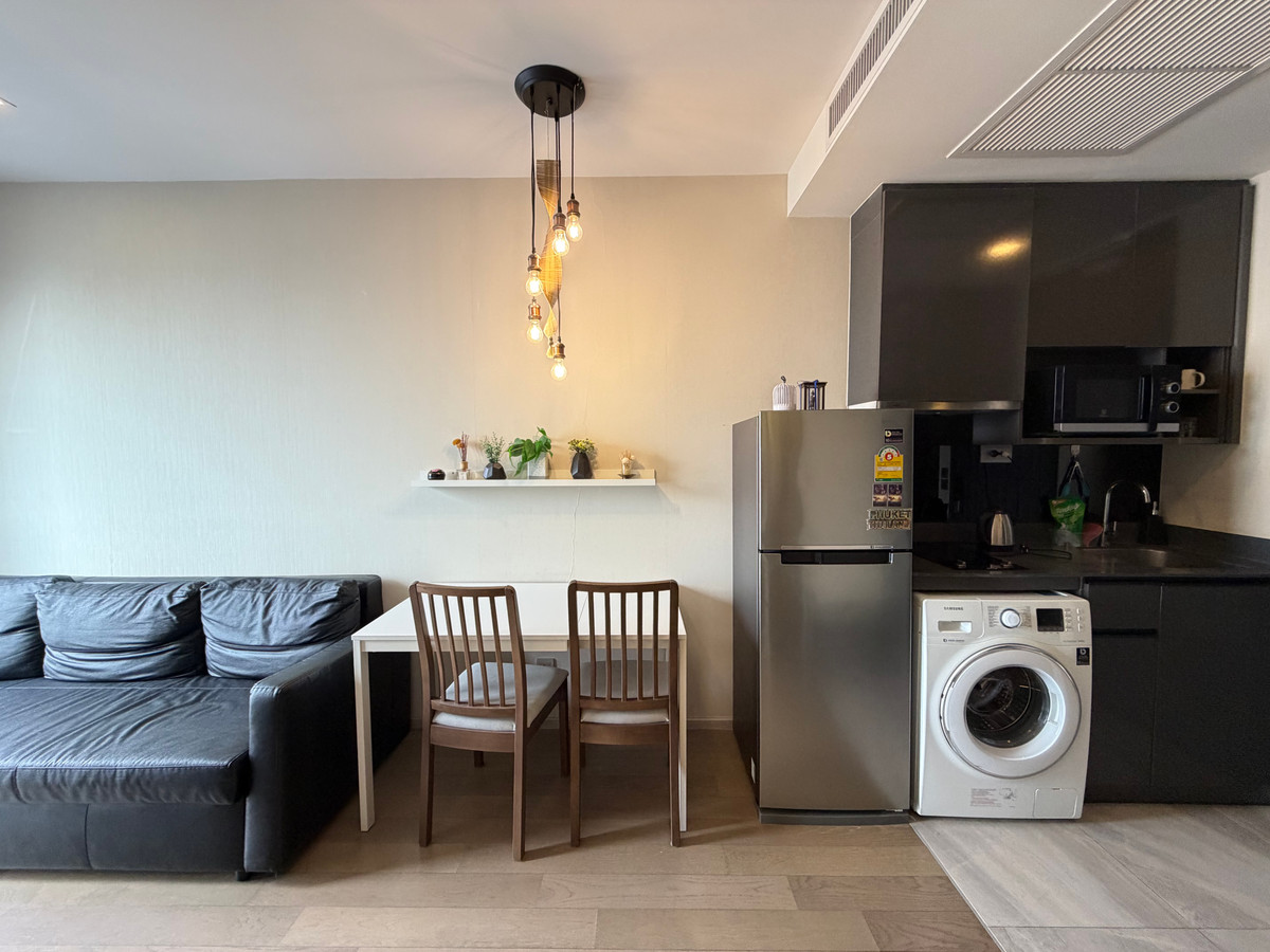 ให้เช่าคอนโดสุขุมวิท อโศก ทองหล่อ : 🔥 HOT DEAL 1 bedroom for rent at Ashton asoke 🔥