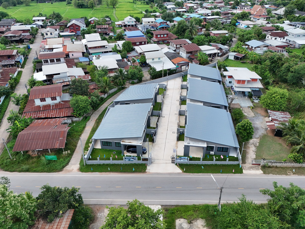 For SaleKhon Kaen : Twin house, 2 bedrooms, 2 bathrooms, 2 parking spaces, Ban Wa Subdistrict, only 15 minutes from Khon Kaen city.