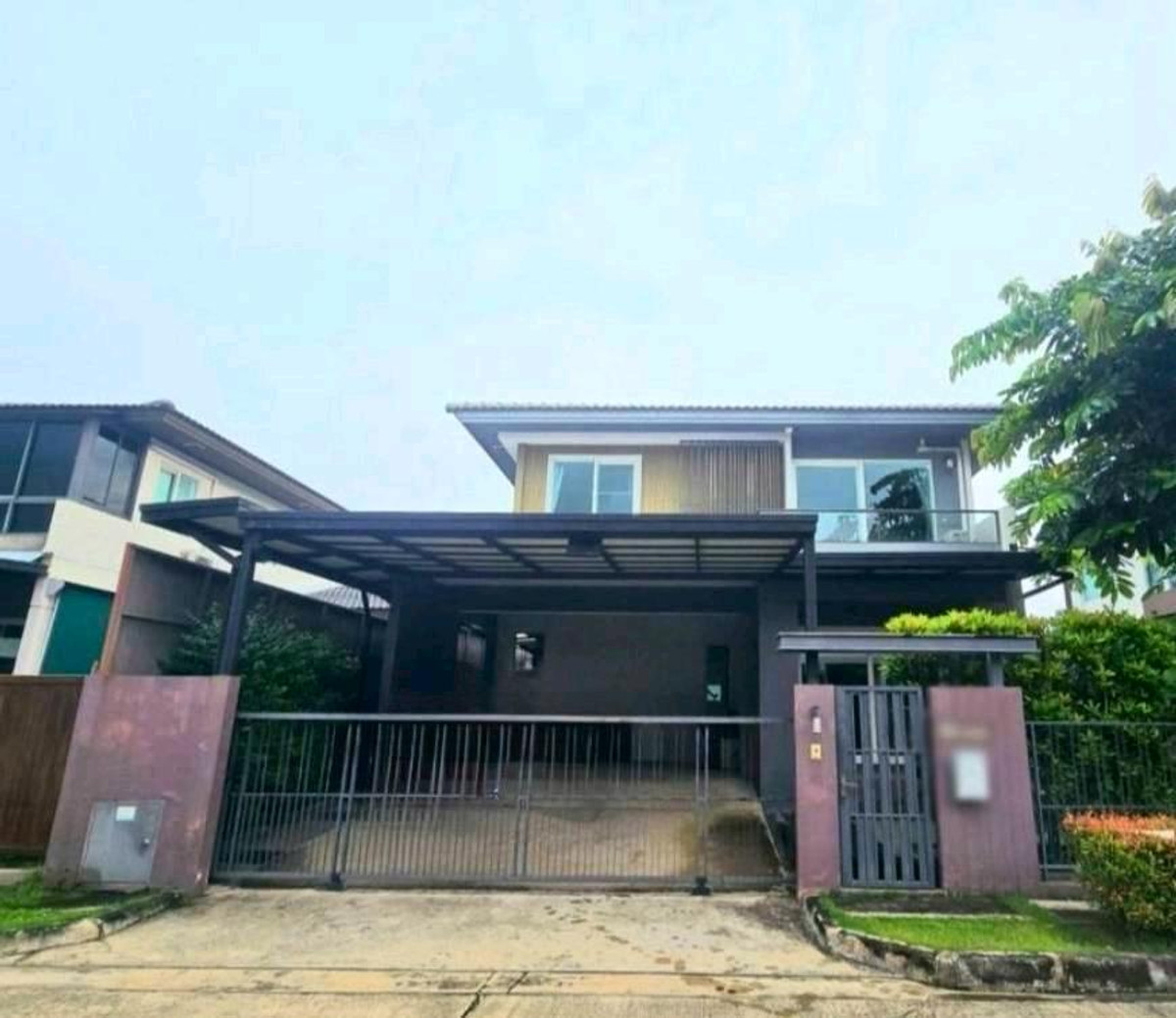 บ้านลาดกระบัง สุวรรณภูมิ : ให้เช่าและขายบ้านเดี่ยว 
หมู่บ้านมัณฑนา อ่อนนุช-วงแหวน 4 