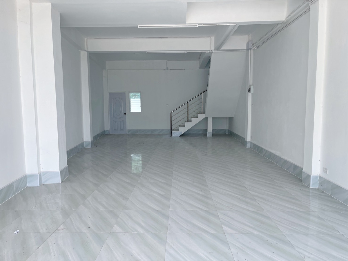 ขายอาคารพาณิชย์มหาสารคาม : ขายด่วน อาคารพาณิชย์ 3 ชั้น 1 คูหา ทำเลทอง กลางเมืองมหาสารคาม (โครงการเพิ่มทรัพย์)