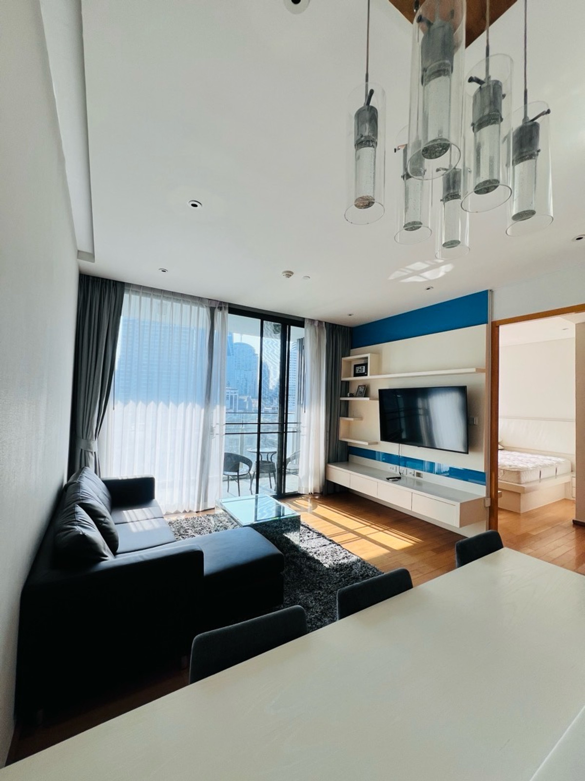 ขายคอนโดสุขุมวิท อโศก ทองหล่อ : 📌ขายด่วน!!! คอนโด Aequa sukhumvit49  ขนาด 1 ห้องนอน 1 ห้องน้ำ 56.6 ตร.ม. ราคา 8.5 ลบ. คอนโดเลี้ยงสัตว์ได้🐶🐱 ห้องสวย แต่งครบ วิวดี ราคาดีที่สุดในตลาด ☎️0887532858