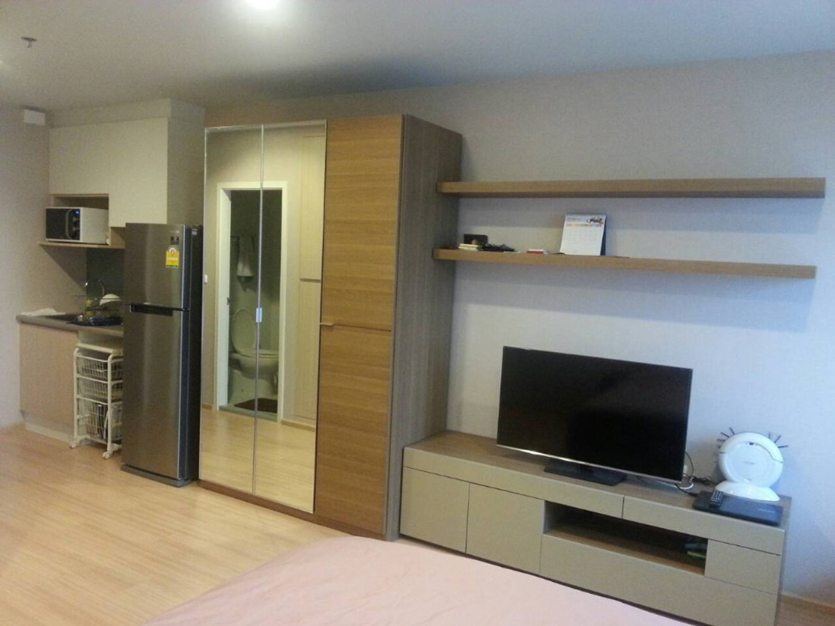 For RentCondoThaphra, Talat Phlu, Wutthakat : Casa Condo Ratchada Ratchaphruek【𝐑𝐄𝐍𝐓】🔥 Fully furnished room with a warm, simple style 🔥  Contact Line ID: @hacondo