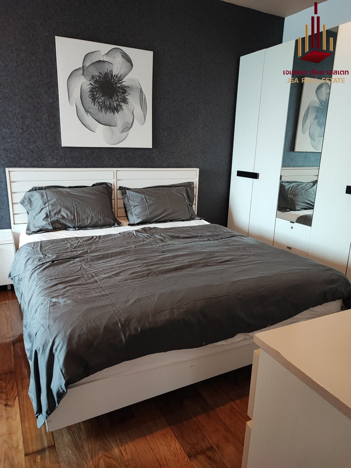 For RentCondoWongwianyai, Charoennakor : ✨ For Rent: Hive at Sathorn Condo ✨ 💰 Only 28,000 THB/month