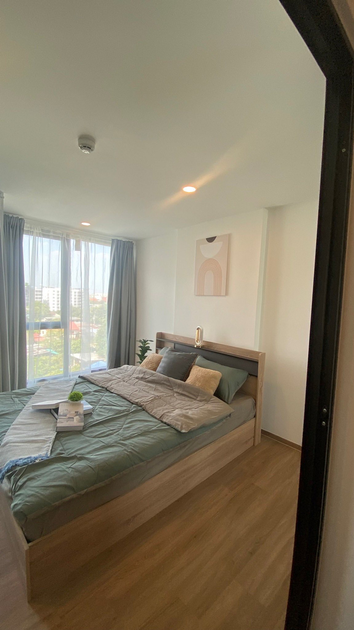 For RentCondoRatchadapisek, Huaikwang, Suttisan : 🔴11,500฿🔴 𝐂𝐲𝐛𝐢𝐪 𝐑𝐚𝐭𝐜𝐡𝐚𝐝𝐚 𝟑𝟐┃Cybic Ratchada 32 ✅ near MRT Lat Phrao, happy to serve you. If interested, talk to us. 𝙇𝙄𝙉𝙀 is here (very quick response):​📱 Property code​ 6811-1005📱: Line ID:@bbcondo88