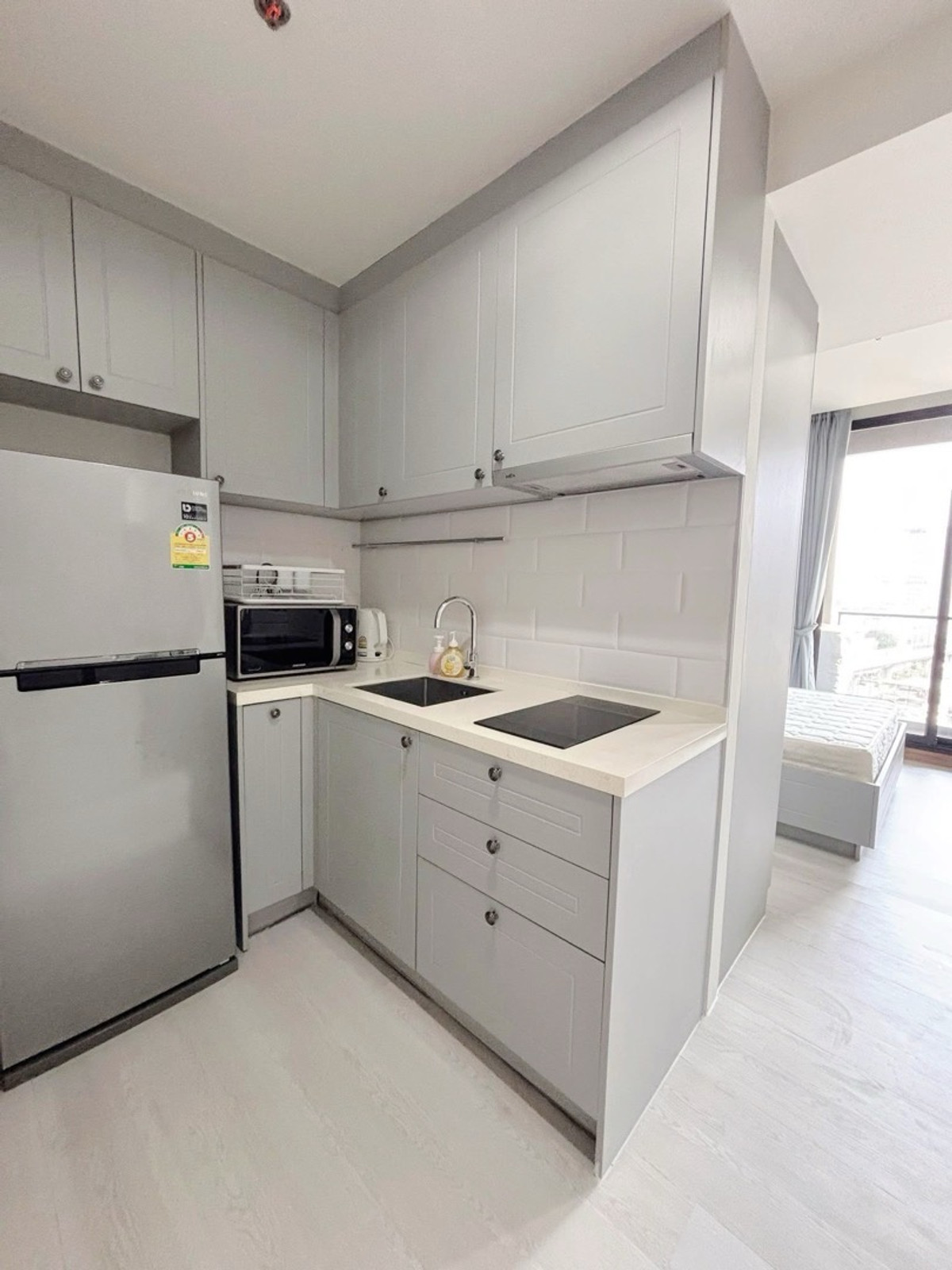 For SaleCondoSapankwai,Jatujak : The Editor ✨  Condo, good location, next to BTS Saphan Khwai 🚆  Studio room 28 sq m., fully furnished, ready to move in 095-6568924 kook