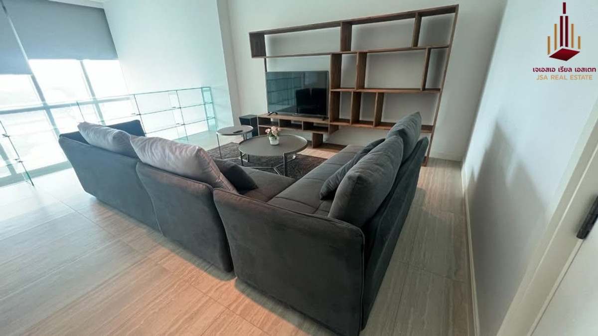 For RentCondoWitthayu, Chidlom, Langsuan, Ploenchit : ✨ For Rent: 185 Rajadamri Condo ✨ 💰 Only 200,000 THB/month