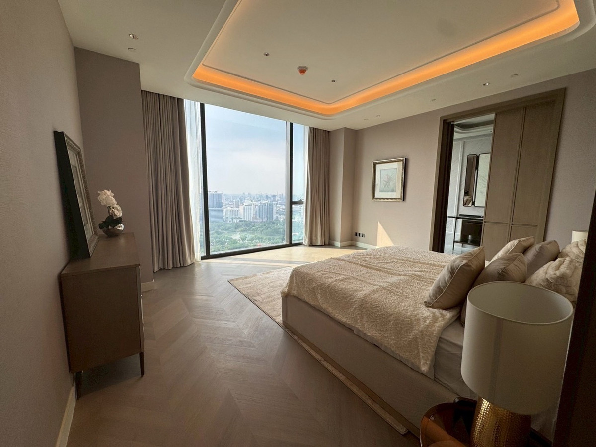 For SaleCondoWitthayu, Chidlom, Langsuan, Ploenchit : ONE 89 Wireless For Sale Iconic 3Bed3Bath 226sqm 169.5 MB 🔥