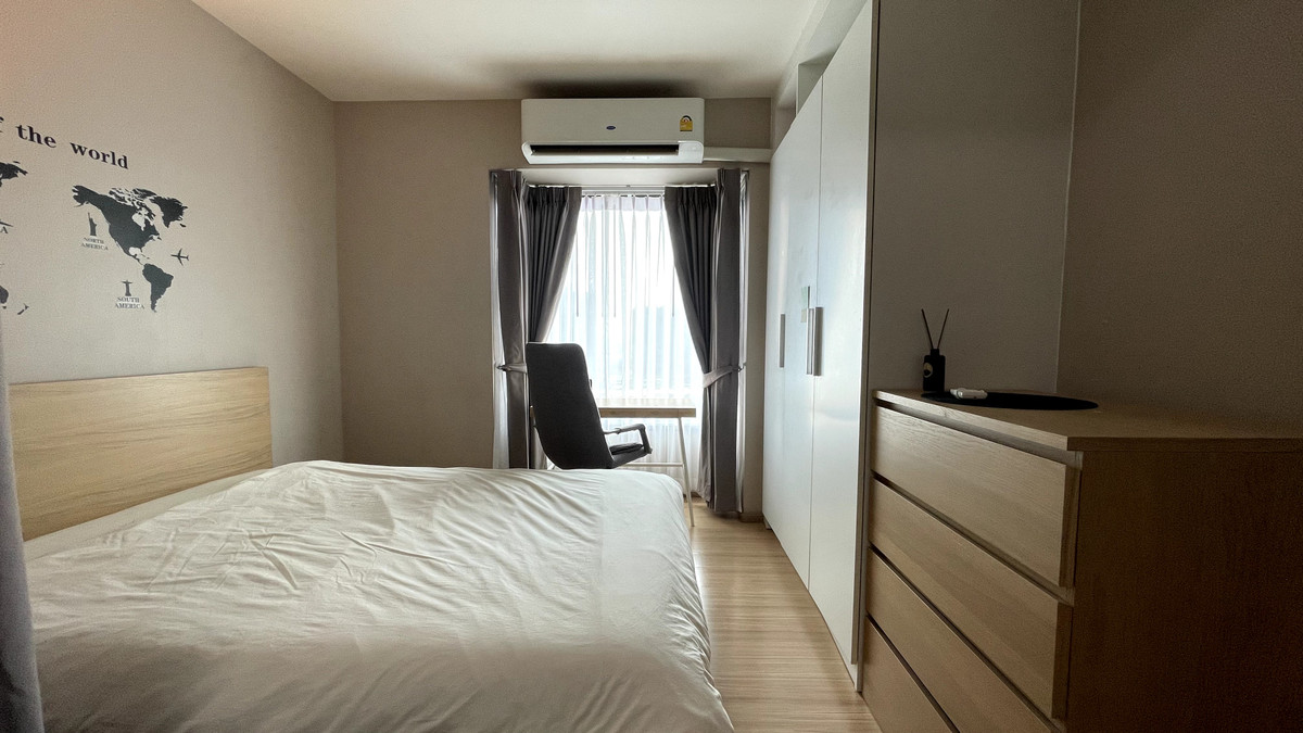 For SaleCondoRamkhamhaeng, Hua Mak : Selling Fuse Mobius new rubber wood flooring. and make a beautiful new bathroom With tenant, contract expires in March 2026.