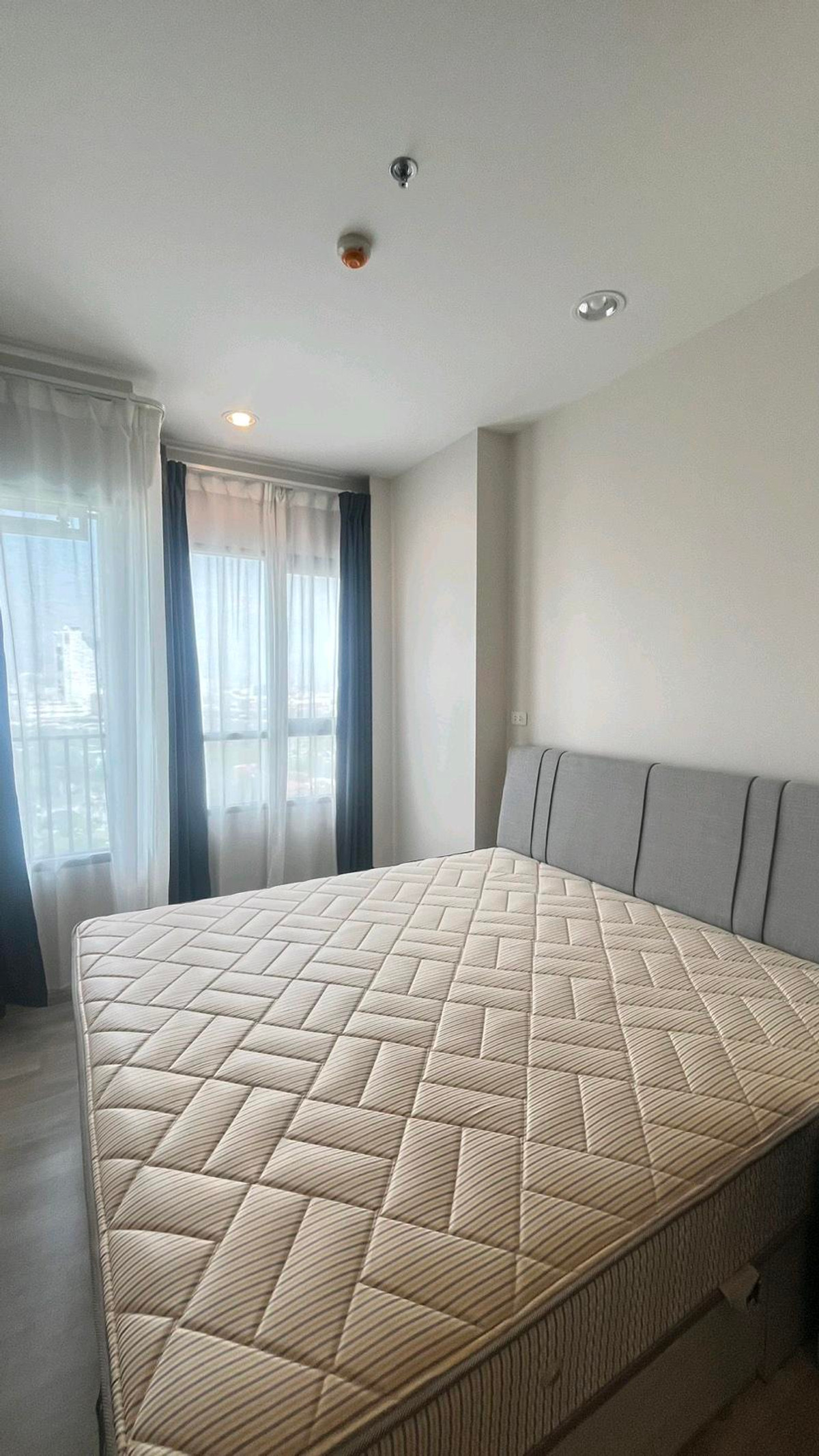 For RentCondoBangna, Bearing, Lasalle : 🌈 : Urgent rent!! Niche Mono Mega Space Bangna