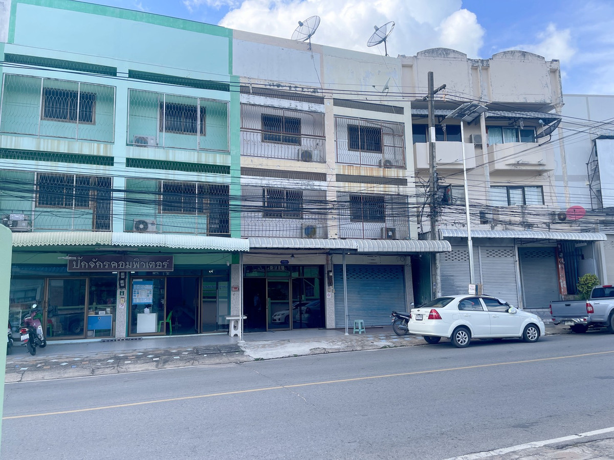 ขายอาคารพาณิชย์มหาสารคาม : ขายอาคารพานิชย์ 3 ชั้น 1 คูหา ใจกลางเมืองมหาสารคาม  ทำเลสวย ใกล้เทคนิคมหาสารคาม