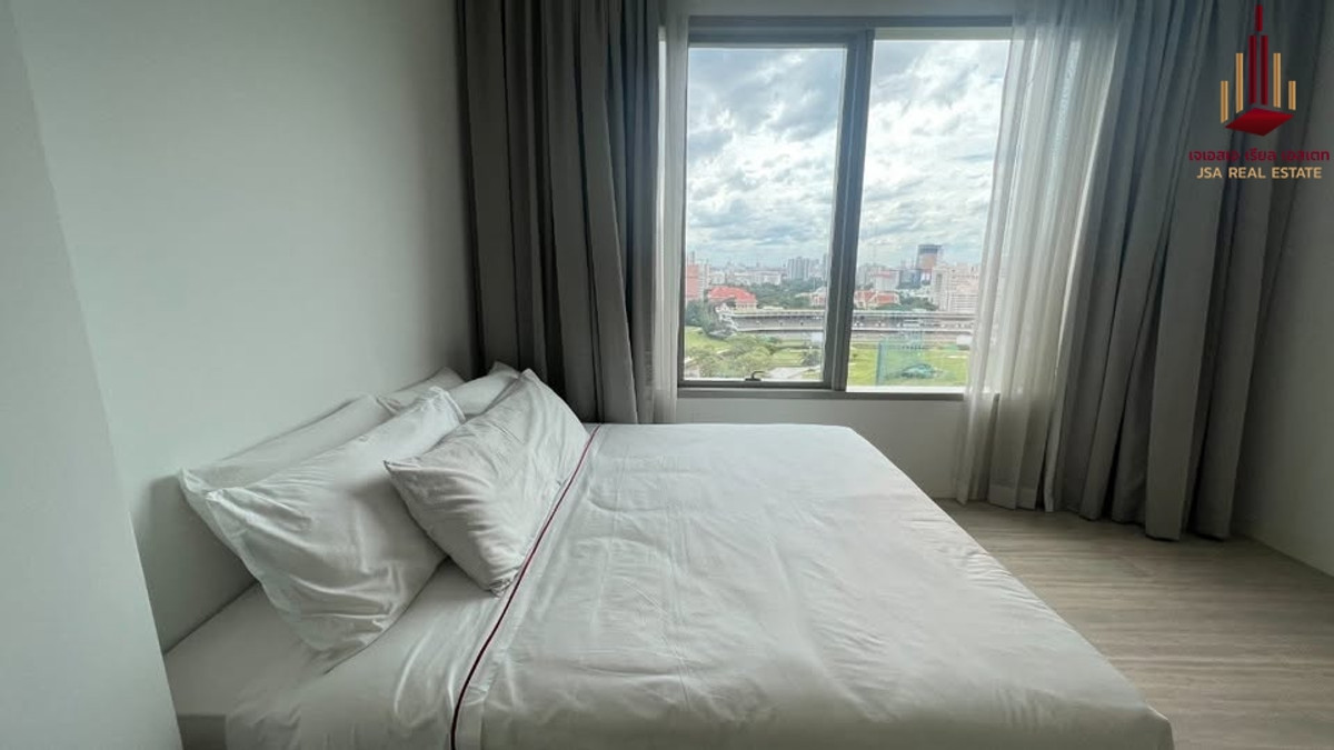 For RentCondoWitthayu, Chidlom, Langsuan, Ploenchit : ✨ For Rent: 185 Rajadamri Condo ✨ 💰 Only 200,000 THB/month