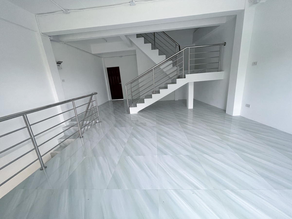 ขายอาคารพาณิชย์มหาสารคาม : ขายด่วน อาคารพาณิชย์ 3 ชั้น 1 คูหา ทำเลทอง กลางเมืองมหาสารคาม (โครงการเพิ่มทรัพย์)