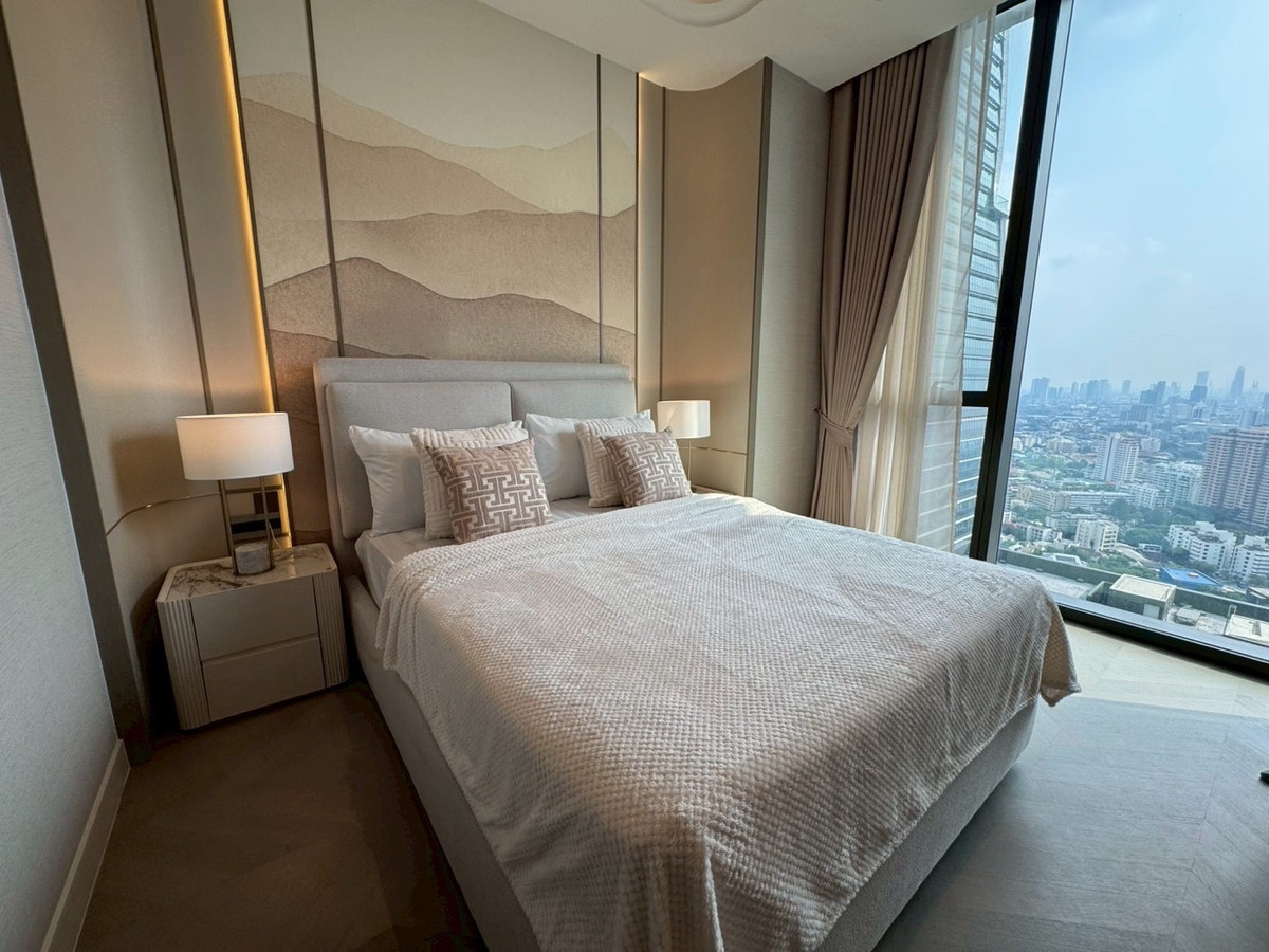 For SaleCondoWitthayu, Chidlom, Langsuan, Ploenchit : ONE 89 Wireless For Sale Iconic 3Bed3Bath 226sqm 169.5 MB 🔥