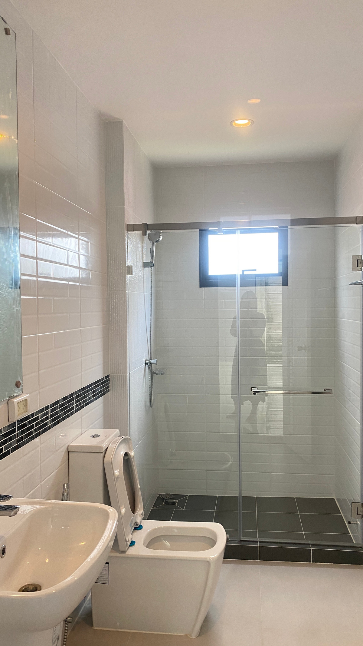 ขายบ้านเสรีไทย-นิด้า : บ้านเดี่ยวหน้าสวน 4นอน/4น้ำ ไม่เคยเข้าอยู่  ถ. สุขาภิบาล2 ขายเพียง9.8ล้านบาท 🔥🔥