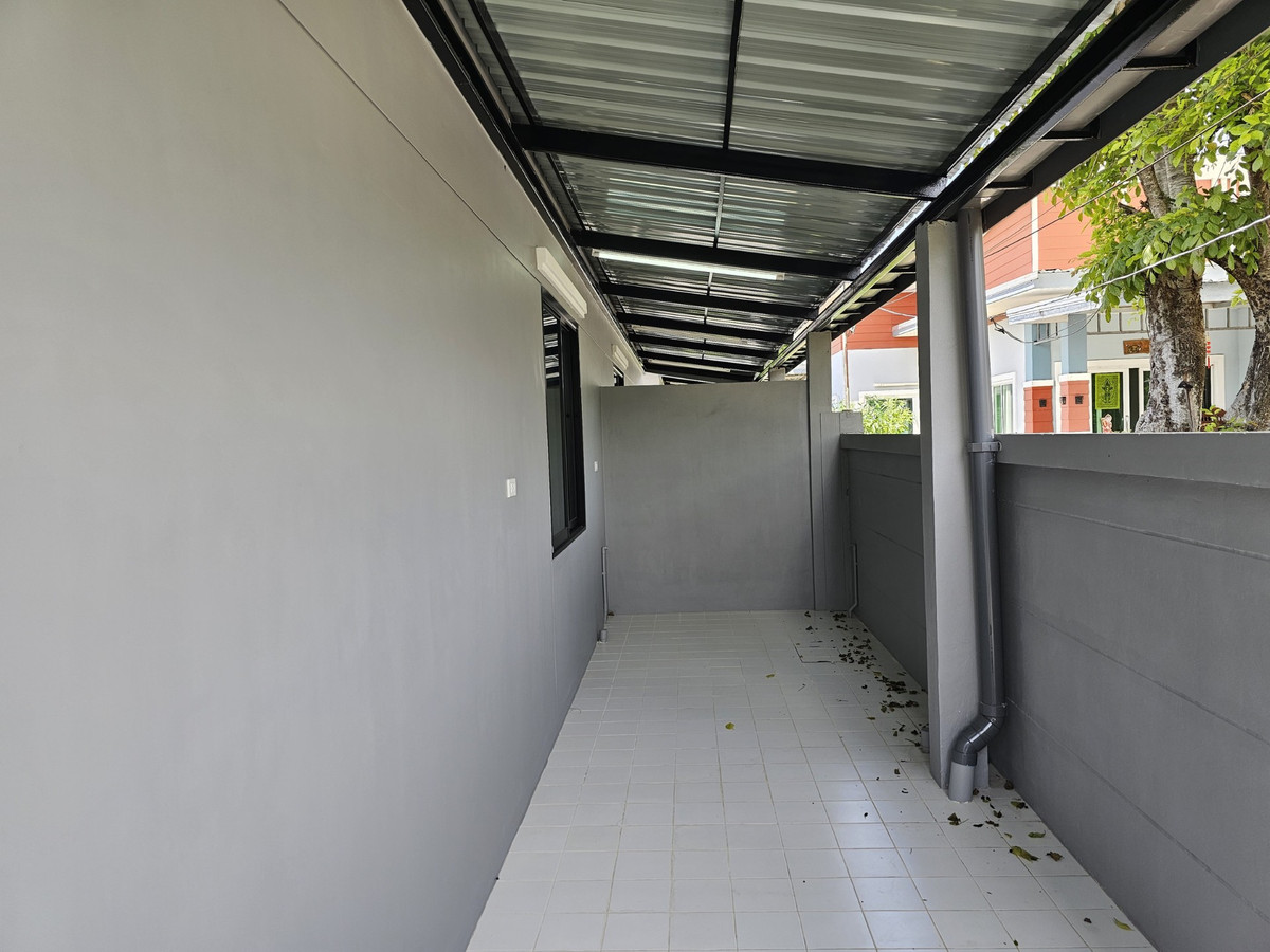 For SaleKhon Kaen : Twin house, 2 bedrooms, 2 bathrooms, 2 parking spaces, Ban Wa Subdistrict, only 15 minutes from Khon Kaen city.