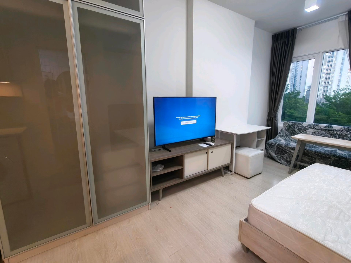 ให้เช่าคอนโดรัชดา ห้วยขวาง : For Rent / ให้เช่า คอนโด Chapter One Eco รัชดา–ห้วยขวาง 

📍 อาคาร H (ตึกสุดท้าย) | ชั้น 2 | วิวโล่ง สวย
💰 เช่าเพียง 11,000 บาท/เดือน
📦 ห้อง Studio ขนาด 23 ตร.ม. พร้อมเข้าอยู่

✅ เฟอร์นิเจอร์และเครื่องใช้ไฟฟ้าครบ (Fully Furnished)