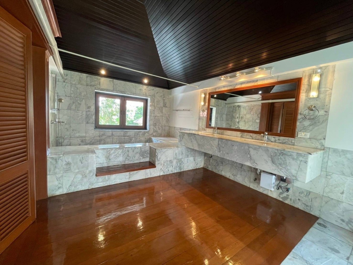 ให้เช่าบ้านสุขุมวิท อโศก ทองหล่อ : 📢👇บ้านเดี่ยวใจกลางกรุงเทพฯ พร้อมสระว่ายน้ำส่วนตัว และมีเรือนพักรับรองแยกต่างหาก