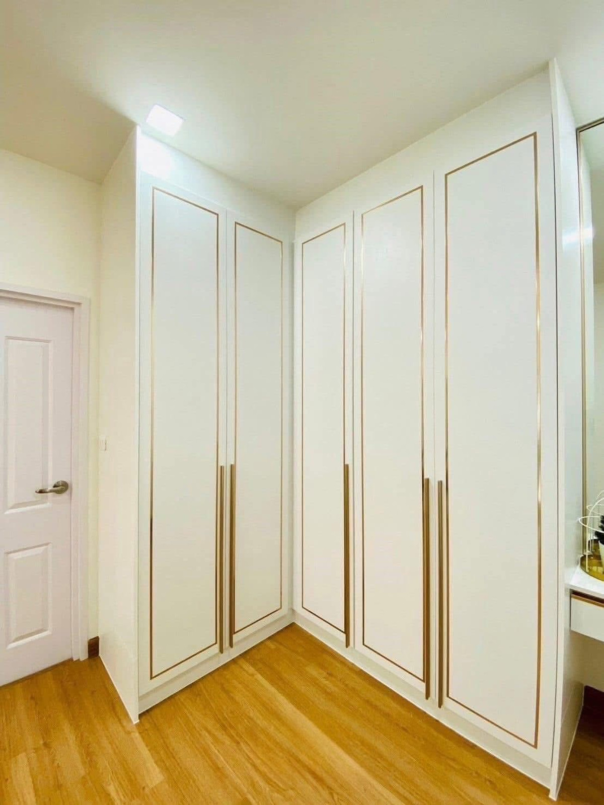 For RentHouseLadkrabang, Suwannaphum Airport : K-6618 Beautifully decorated house With built-in furniture, ready to move in, Golden Neo Bangna Suan Luang.