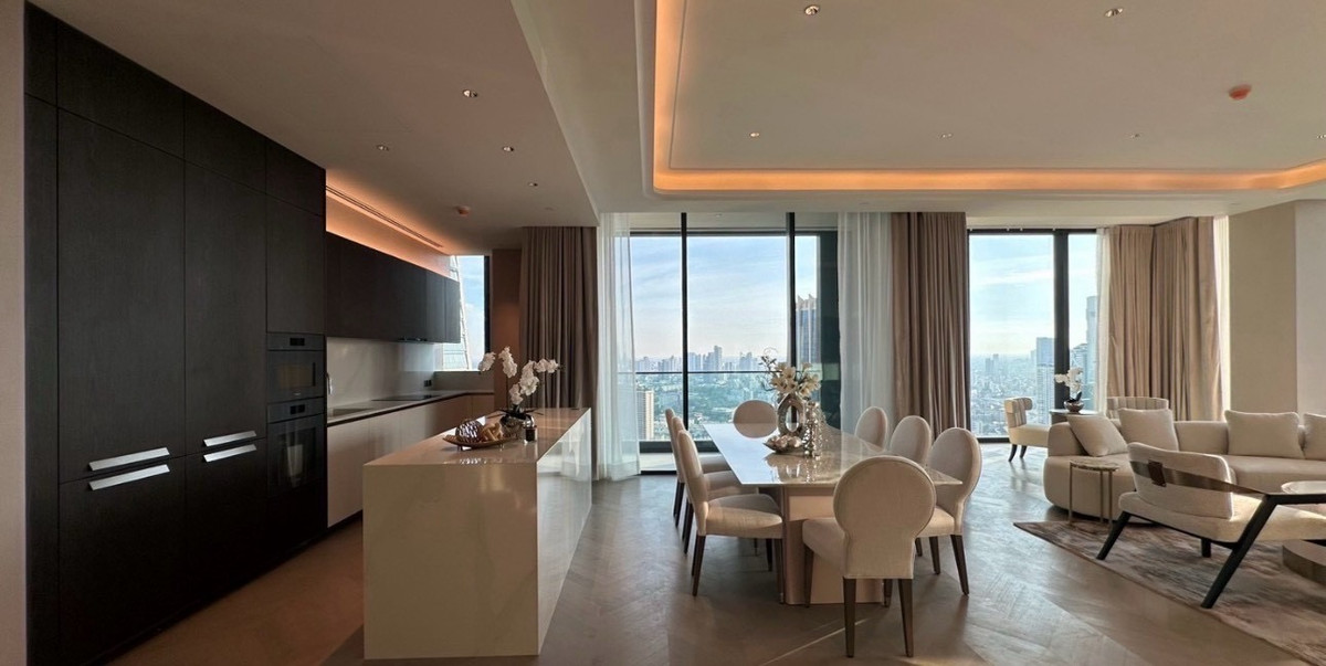 ให้เช่าคอนโดวิทยุ ชิดลม หลังสวน : ONE 89 Wireless For Rent 226sqm 3Bed 950k Call:0635925888