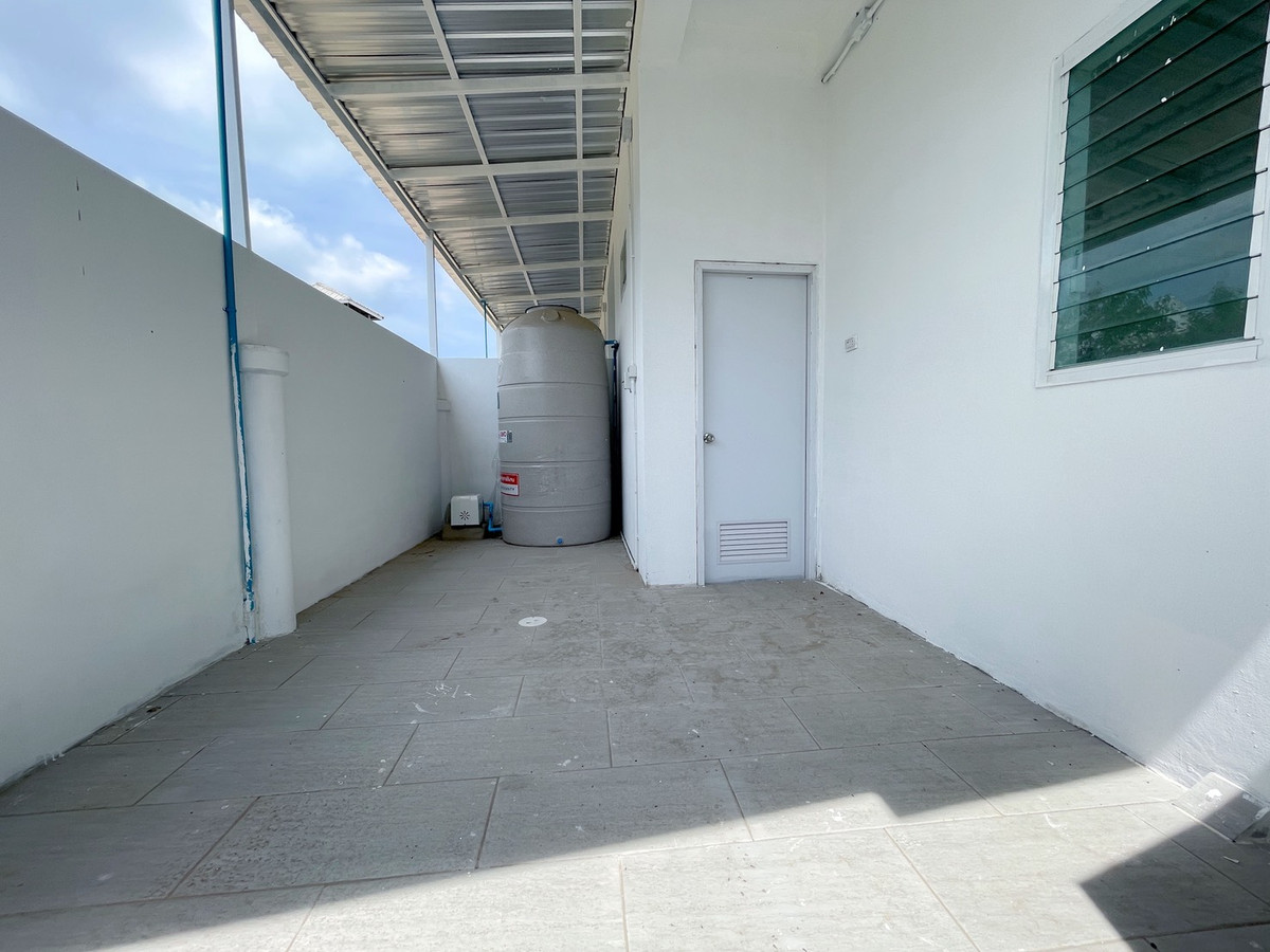 ขายอาคารพาณิชย์มหาสารคาม : ขายด่วน อาคารพาณิชย์ 3 ชั้น 1 คูหา ทำเลทอง กลางเมืองมหาสารคาม (โครงการเพิ่มทรัพย์)