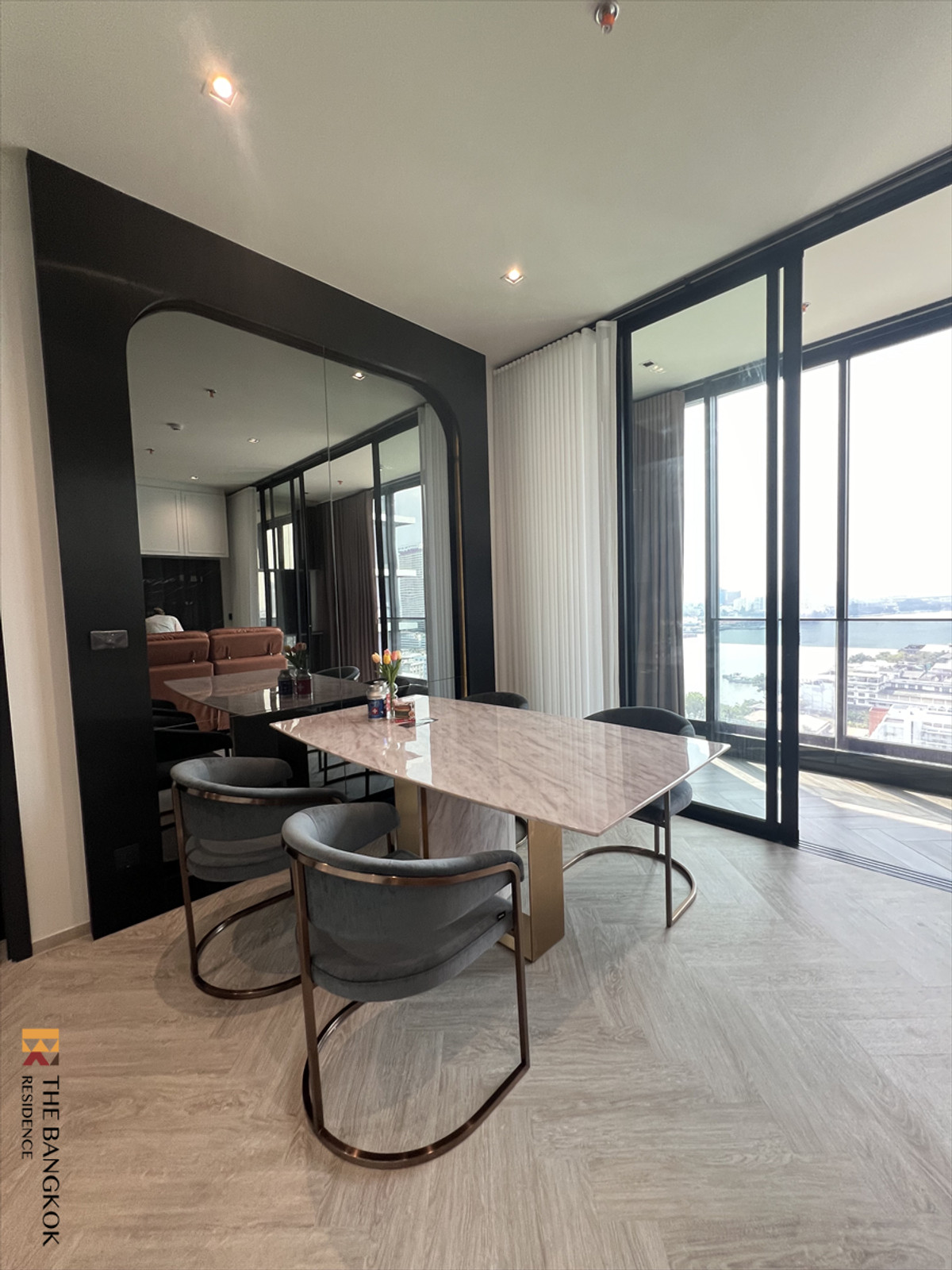 For SaleCondoWongwianyai, Charoennakor : 🌅Rare River View Unit! Fully Furnished & Ready to Move In 💎 Chapter Charoennakhorn Riverside near ICONSIAM