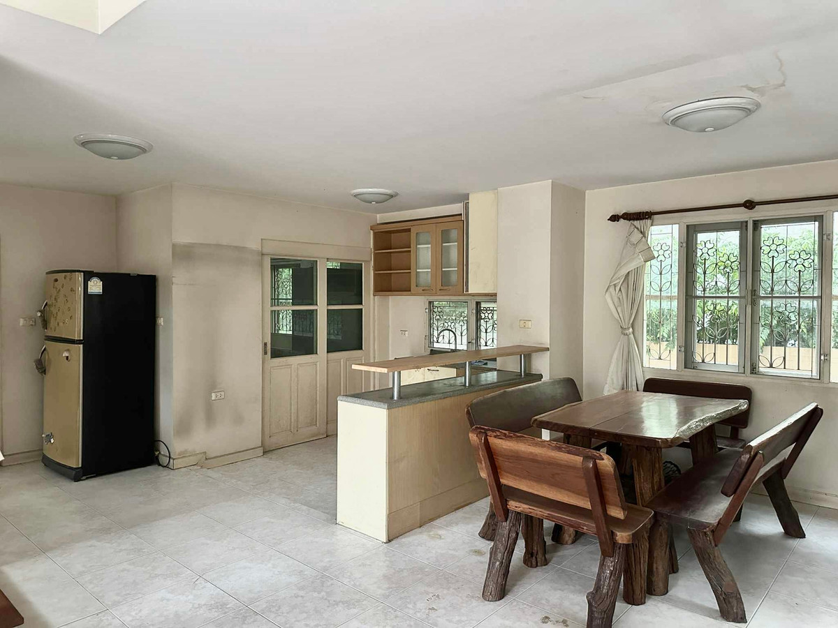 ขายบ้านนวมินทร์ รามอินทรา : มัณฑนา พระยาสุเรนทร์ 26 / 3 ห้องนอน (ขาย), Manthana Prayasuren 26 / 3 Bedrooms (FOR SALE) PINP048