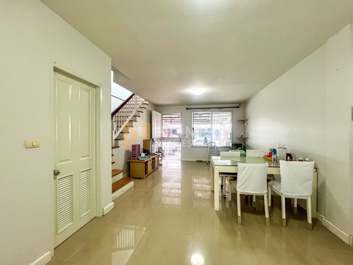 For SaleTownhomePattanakan, Srinakarin : Townhome Town Plus Rama 9 / 3 Bedrooms (FOR SALE), Town Plus Rama 9 / Townhome 3 Bedrooms (FOR SALE) BZD042