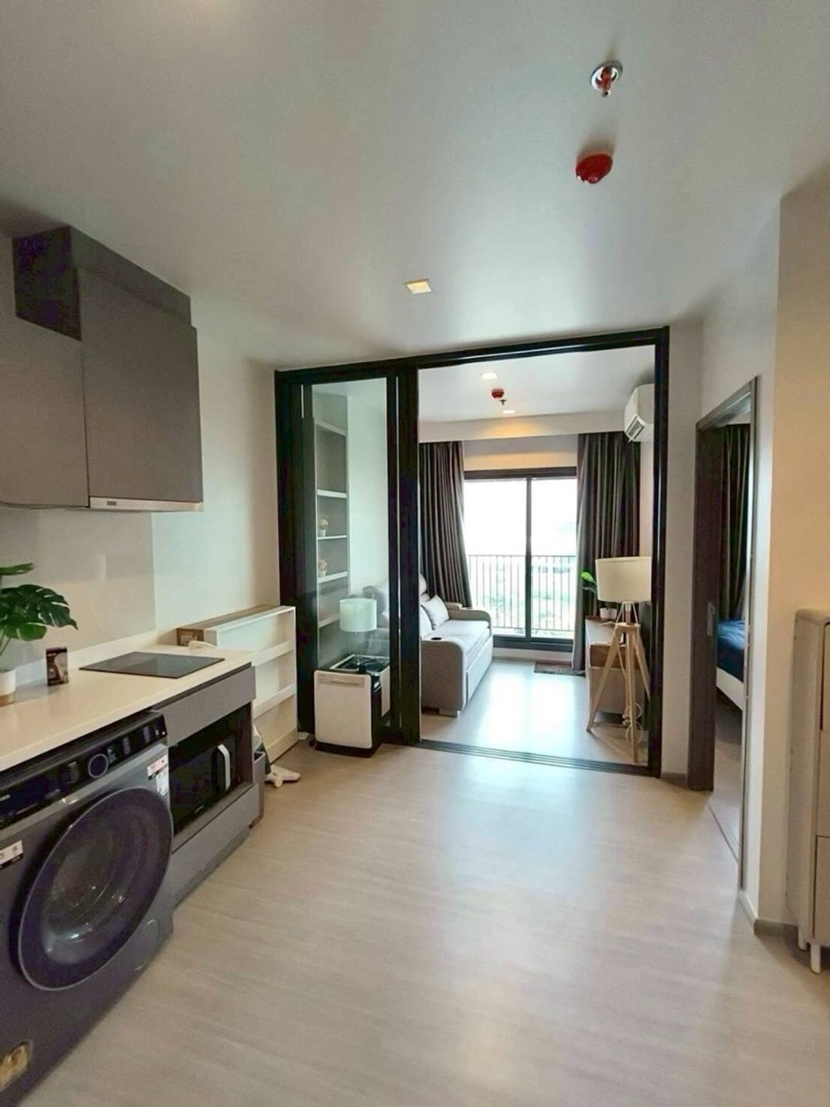 ให้เช่าคอนโดพระราม 9 เพชรบุรีตัดใหม่ RCA : ให้เช่า Life Asoke Hype✨เฟอร์ครบพร้อมเข้าอยู่ 🚝300 m. ถึง MRT พระราม9