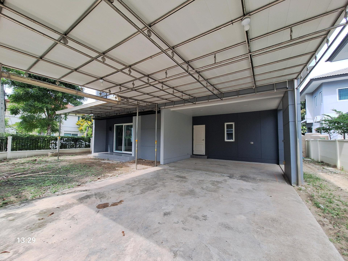 ขายบ้านนวมินทร์ รามอินทรา : ขายถูก บ้านเดี่ยววัชรพล 63.8 ตร.ว.  หลังมุม เดอะเซนโทร วัชรพล ติดถนนสุขาภิบาล 5 